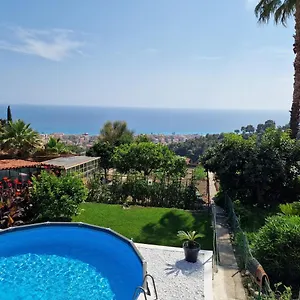 https://le-4-stagioni-appartamento-in-villa.hotelitalianriviera.com